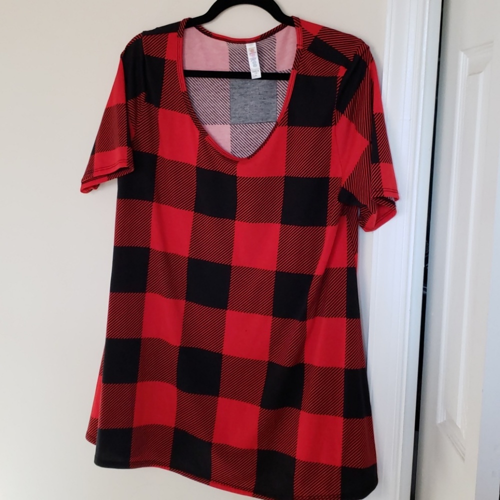 Lularoe shirt
